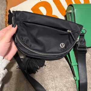 lululemon cross body